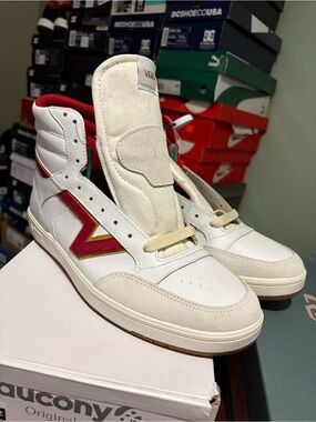 Vans lowland high size 12